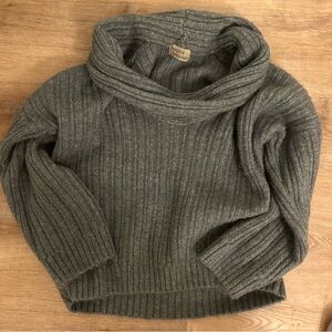 Viral SOURCE UNKNOWN Grey Off Shoulder Grey Knit Sweater